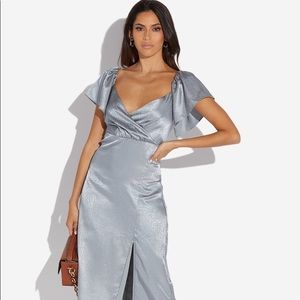 NWT Shoe Dazzle Cape Sleeve Midi Dress